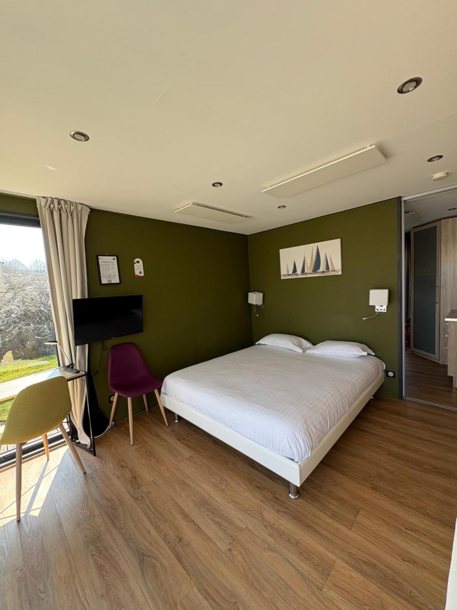 Hotel La Vinaigrerie Logis Joinville Eksteriør billede